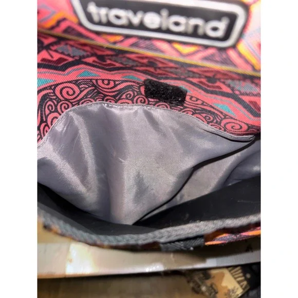 Traveland Carry on Geometric Print Travel Bag /School Bookbag - Picture 2 of 16